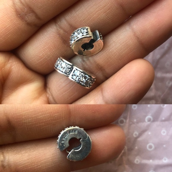 Authentic Pandora Bracelet w/ 8 Pandora Charms Winter themed - Picture 13 of 14